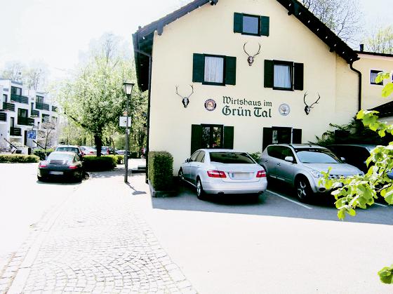 Das »Wirtshaus im Grün Tal«: idyllisch gelegen, gemütlich, mit schönem Biergarten und meist gut besucht und trotzdem nicht rentabel? Jetzt soll dort in großem Umfang gebaut werden. 	Foto: ikb